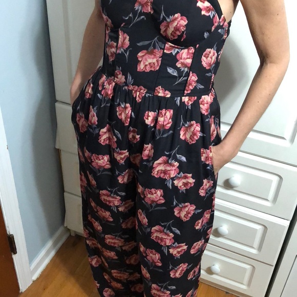 Band of Gypsies Floral Jumpsuit - Picture 7 of 8